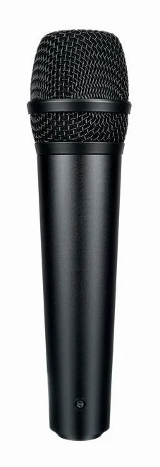 Sontronics Solo, XLR-kontakten i botten