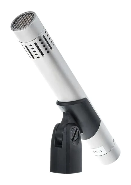 Sontronics STC-1, XLR-kontakten i botten
