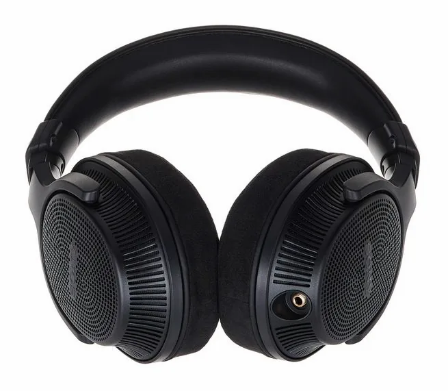 Sony MDR-MV1, hörkåpan på nära håll