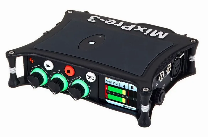 Sound Devices MixPre-3 II Orca Bag Bundle, ingångarna på framsidan
