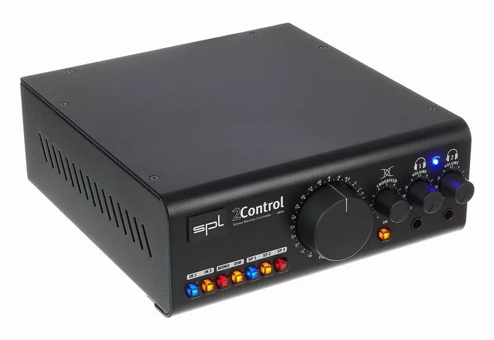 SPL 2Control black, kabinettet sett från sidan
