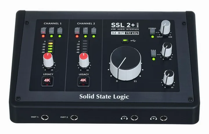 SSL 2+ MKII, frontpanelen med rattarna