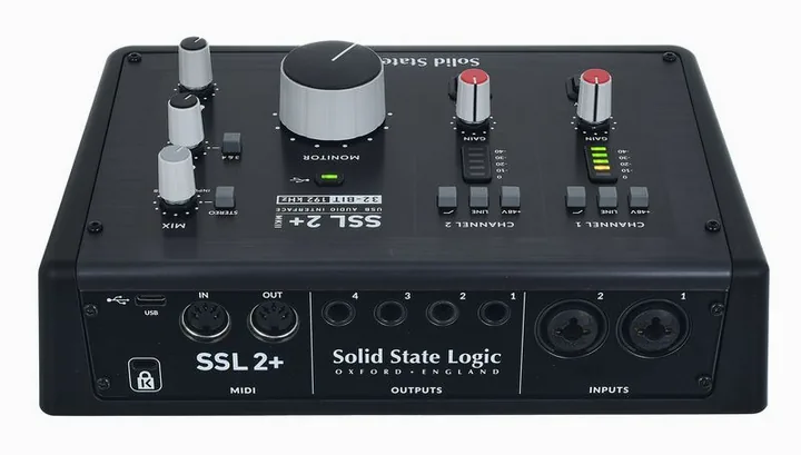 SSL 2+ MKII, anslutningarna på baksidan