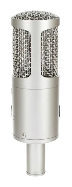 Studio Projects B1, hållaren och fästet