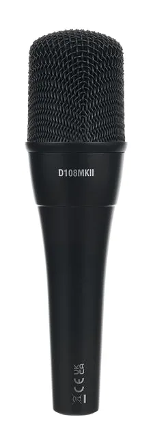 Superlux D108 MKII, mikrofonkorgen på nära håll