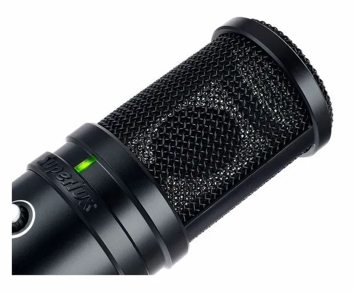 Superlux E205UMKII, huset sett från sidan
