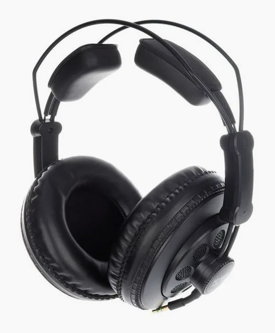 Superlux HD-668 B, gångjärnen och justeringen