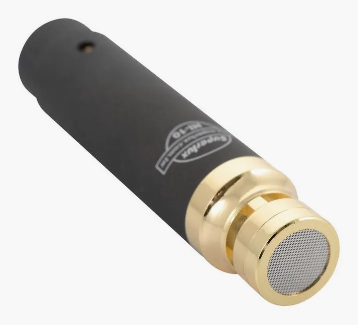 Superlux HI 10, XLR-kontakten i botten