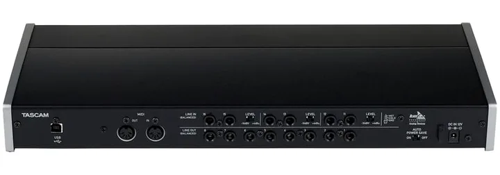 Tascam US-16x08, frontpanelen med rattarna