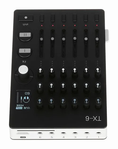 Teenage Engineering TX-6 Black, ingångarna på framsidan