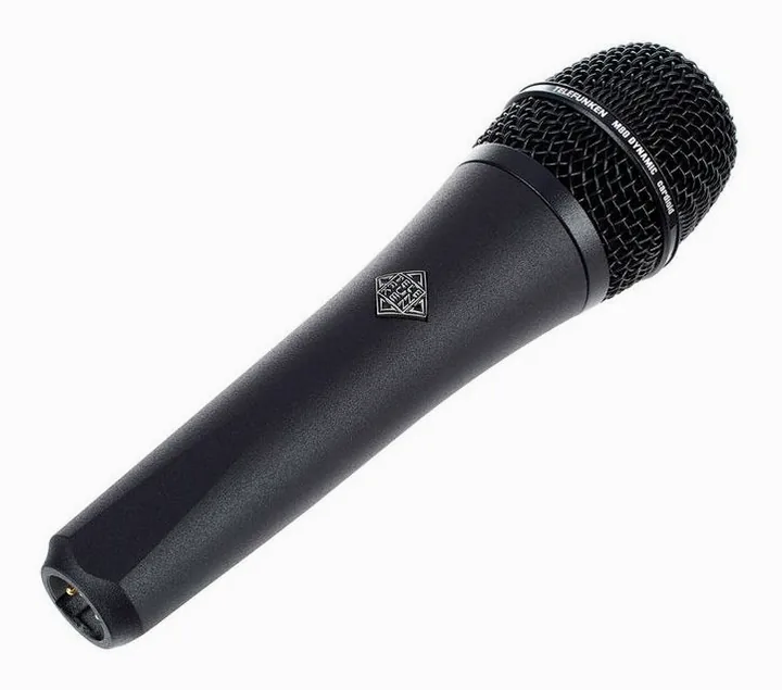 Telefunken M80 Black, XLR-kontakten i botten