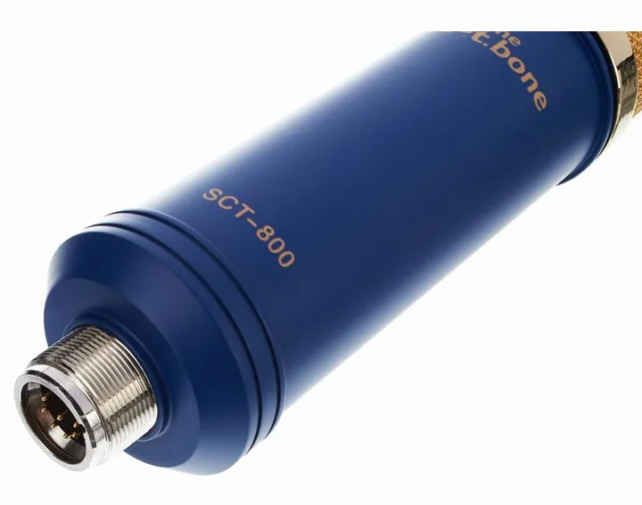 the t.bone SCT 800, XLR-kontakten i botten