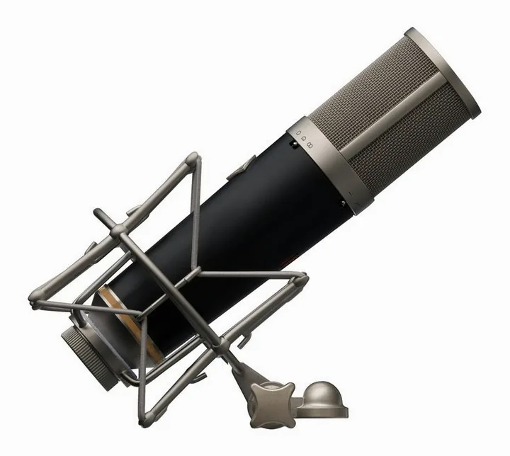 United Studio Technologies UT Tube67, huset sett från sidan