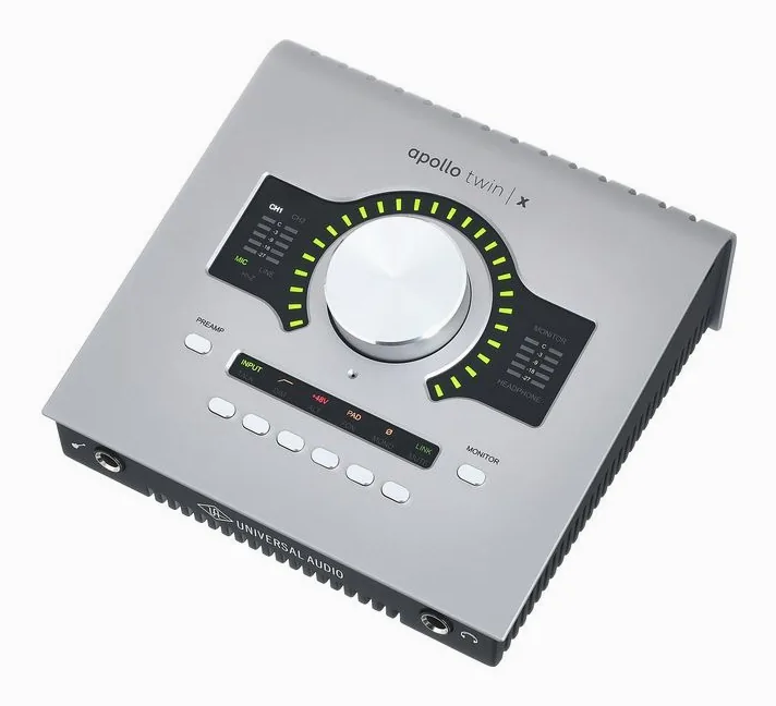 Universal Audio Apollo Twin X Duo Gen2 AC, höljet sett från sidan