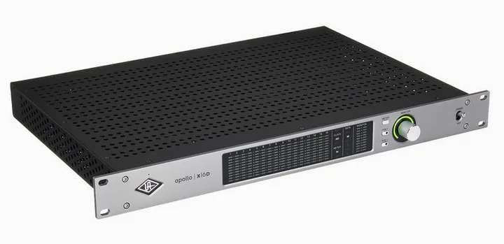 Universal Audio Apollo x16D Gen2 Complete, anslutningarna på baksidan