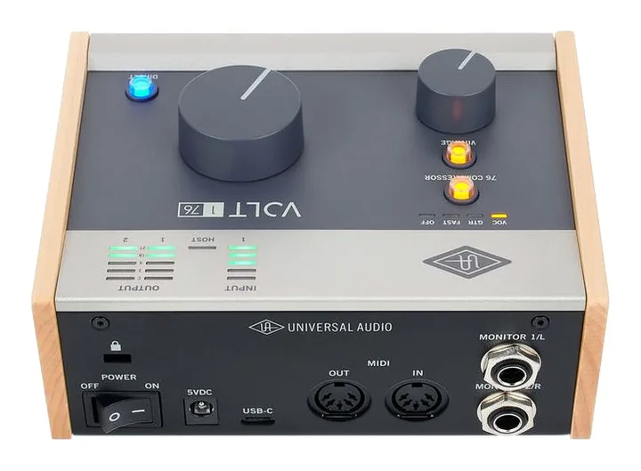 Universal Audio Volt 176 USB Recording Studio, ovansidan av lådan