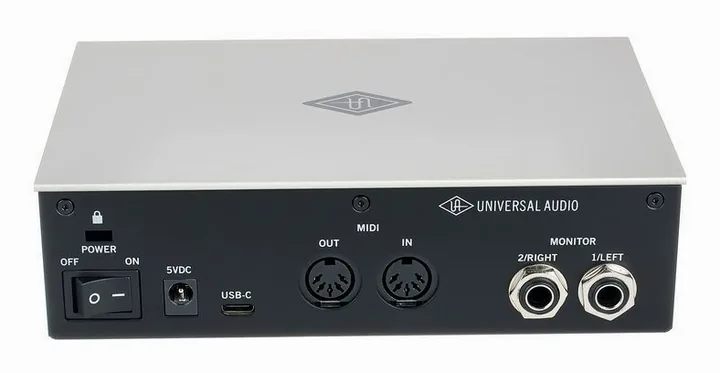 Universal Audio Volt 2 USB Recording Studio, ingångarna på framsidan