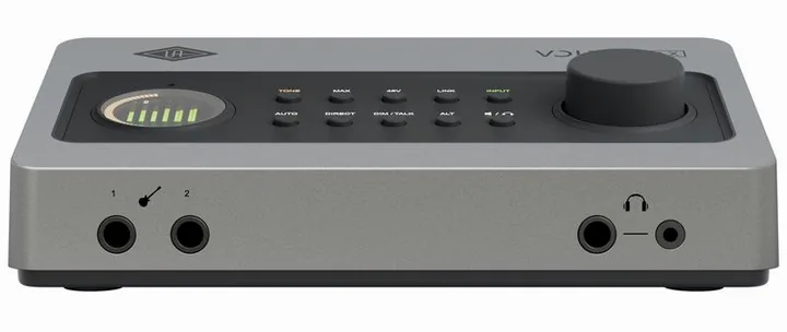 Universal Audio Volt 4 Max, höljet sett från sidan