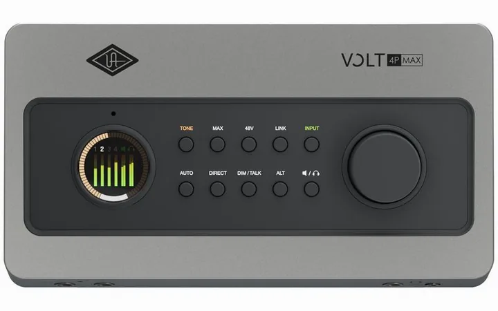 Universal Audio Volt 4P Max, anslutningarna på baksidan