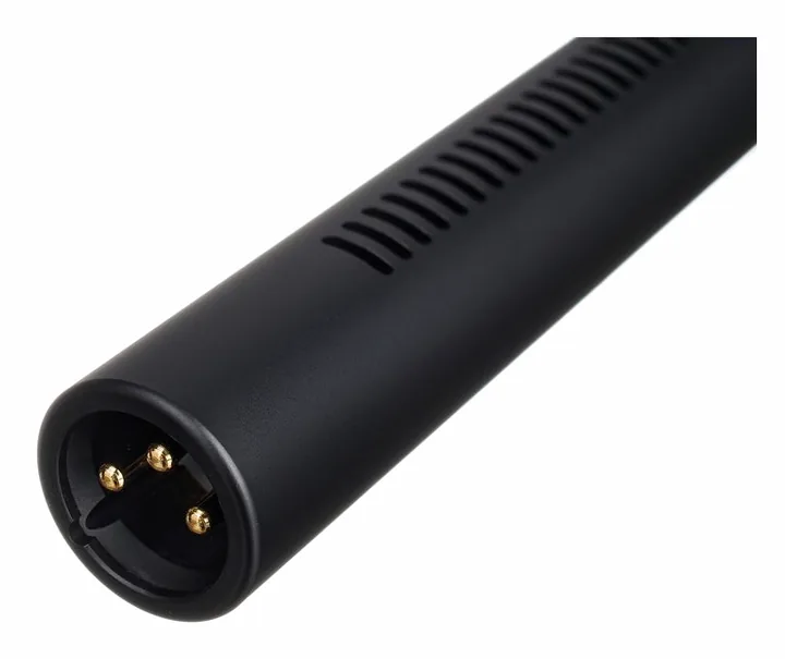 Warm Audio WA-19B, XLR-kontakten i botten