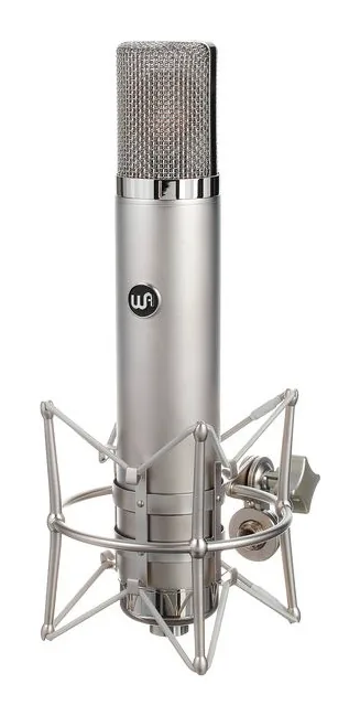 Warm Audio WA-CX12, XLR-kontakten i botten