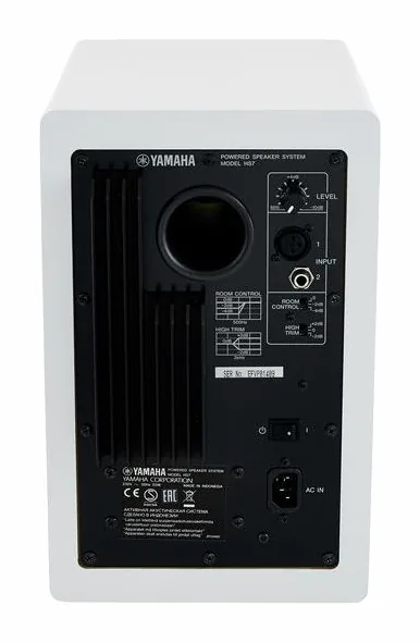 Yamaha HS 7 W, baksidan med anslutningarna