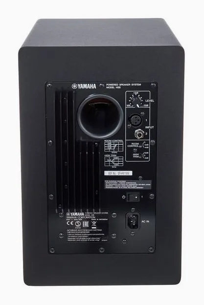 Yamaha HS 8 Bundle, basreflexporten