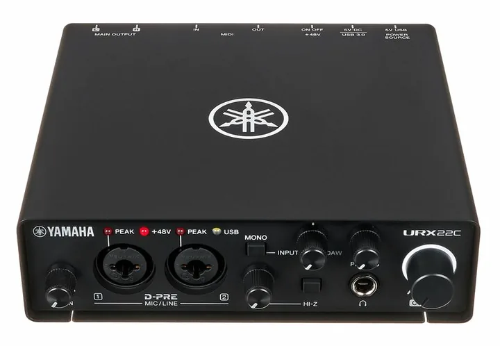 Yamaha URX22C, nivåmätarna och lysdioderna