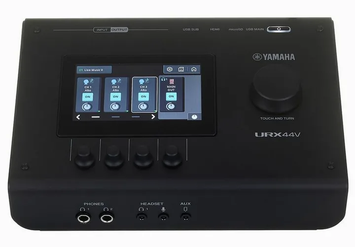 Yamaha URX44V BK, höljet sett från sidan