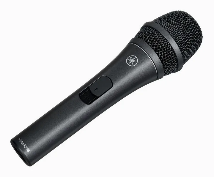 Yamaha YDM505S, XLR-kontakten i botten