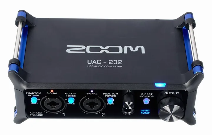 Zoom UAC-232, nivåmätarna och lysdioderna